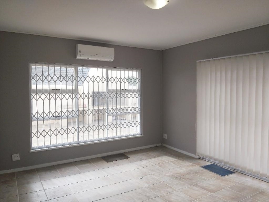 To Let commercial Property for Rent in Durbanville Western Cape